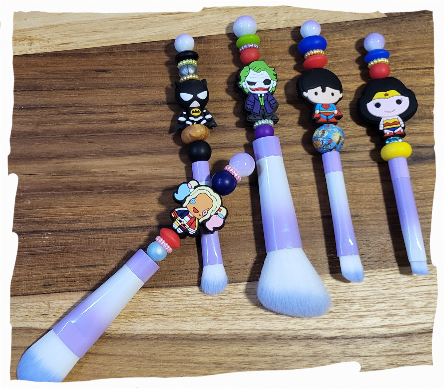 Ensemble pinceaux maquillage DC