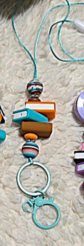 *Collier porte clé personnalisable