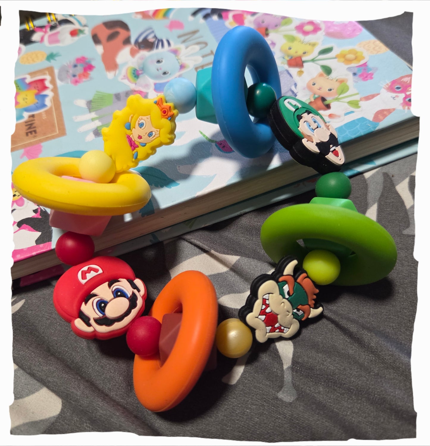 *Anneau de dentition extra personnalisé