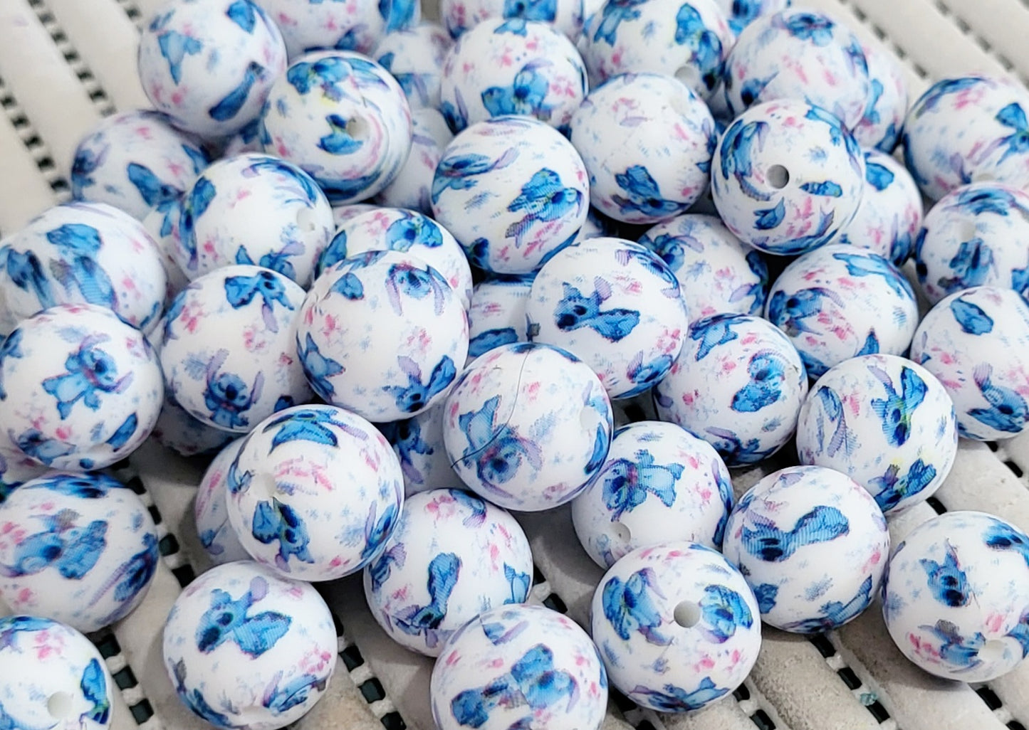 NEW Cute silicone beads